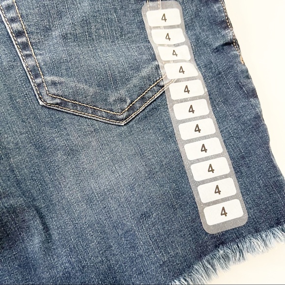 SEVEN7 fray hem denim WEEKEND SHORT shorts fringe edge NWT size‎ 4 - Picture 5 of 10